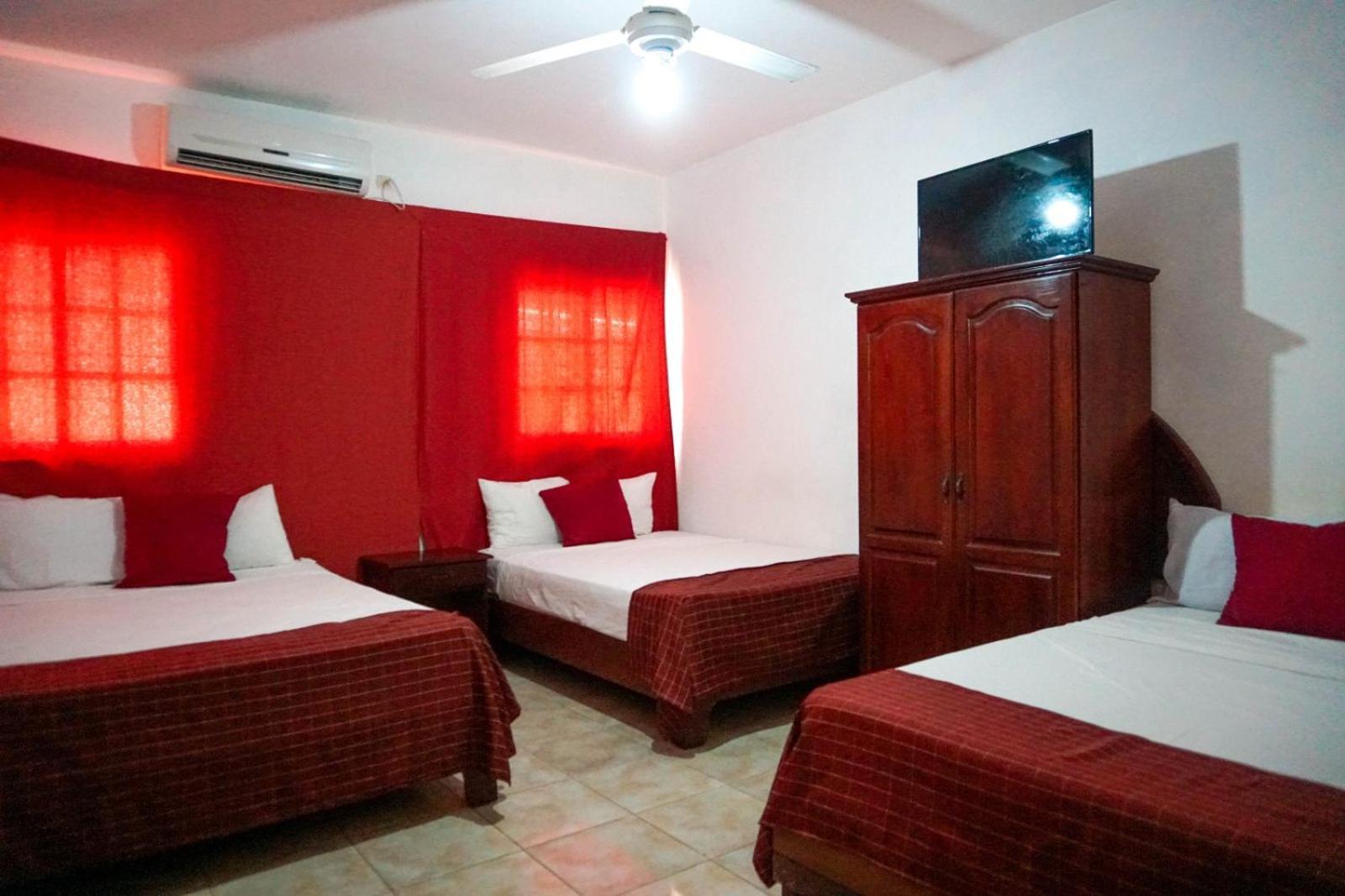 Hotel Nuevo Amanecer El Catey Dış mekan fotoğraf